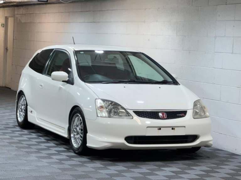 Honda Civic 2.0i Type R 30th Anniversary Hatchback 3dr Petrol Manual (212 g/km, 197 bhp Petrol Ma...