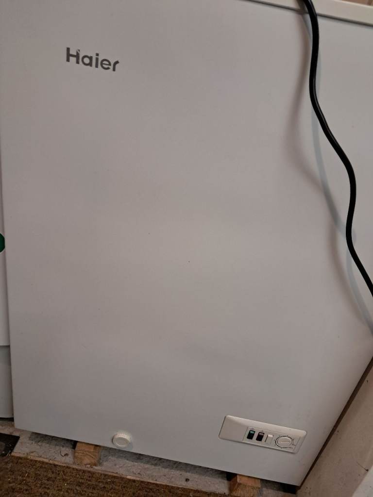  Chest Freezer