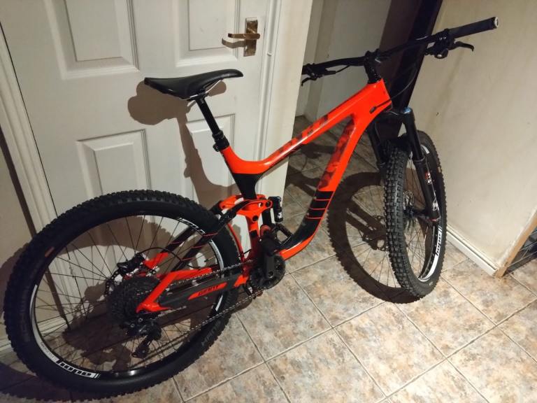 Giant Reign Advanced 1 Full Suspension 