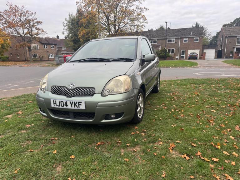 image for 2004 Toyota Yaris 1.3 VVT-i T Spirit 3dr HATCHBACK Petrol Manual