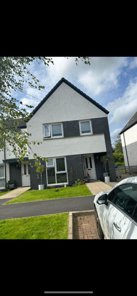 3 bed looking for a 2 bed 