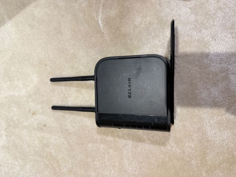 Belkin WiFi Range Extender - Black, Good Condition