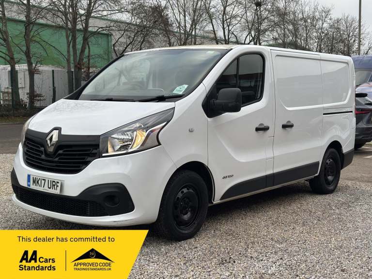 2017 Renault Trafic 1.6 dCi 27 Business+ SWB Standard Roof Euro 6 5dr PANEL VAN Diesel Manual