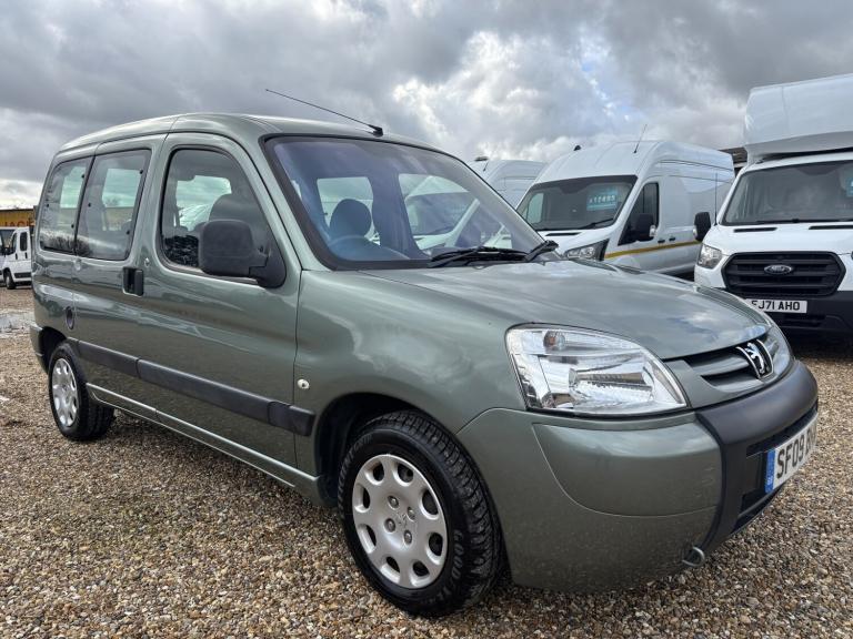PEUGEOT PARTNER 5 SEAT WAV WHEELCHAIR ACCESSIBLE VEHICLE 1.4 PETROL 2009
