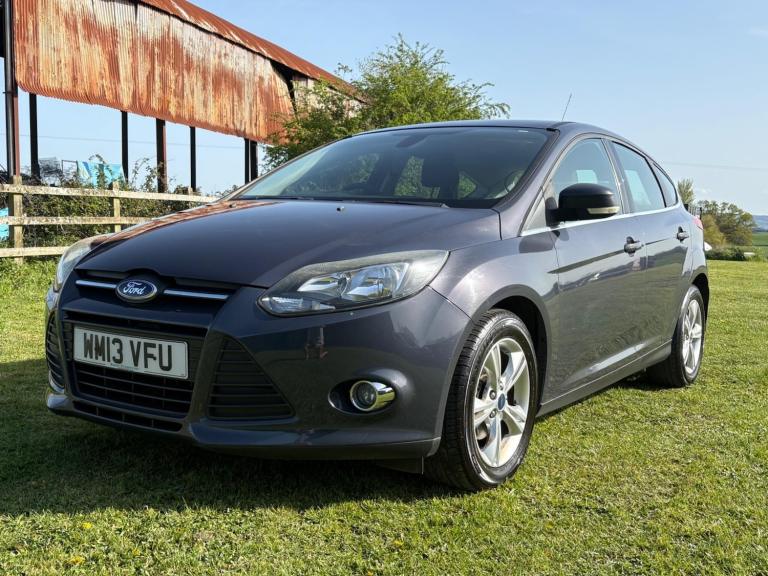 2013 Ford Focus 1.6 Zetec Euro 5 5dr Hatchback Petrol Manual