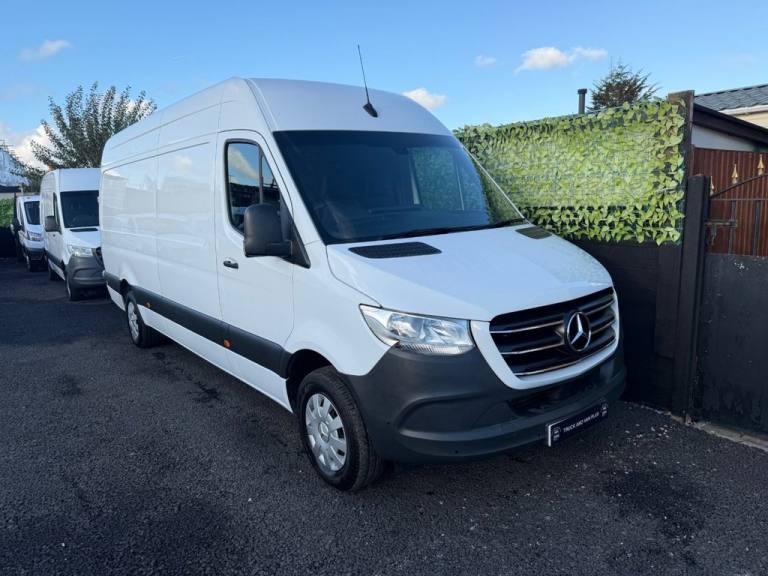 2022 Mercedes-Benz Sprinter 2.0 315 CDI Premium Panel Van 5dr Diesel Manual RWD L3 H2 Euro 6 (s/s...