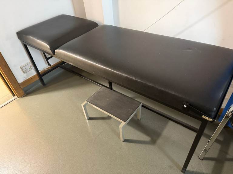 Medical Examination Couch / Massage Table – Good Condition