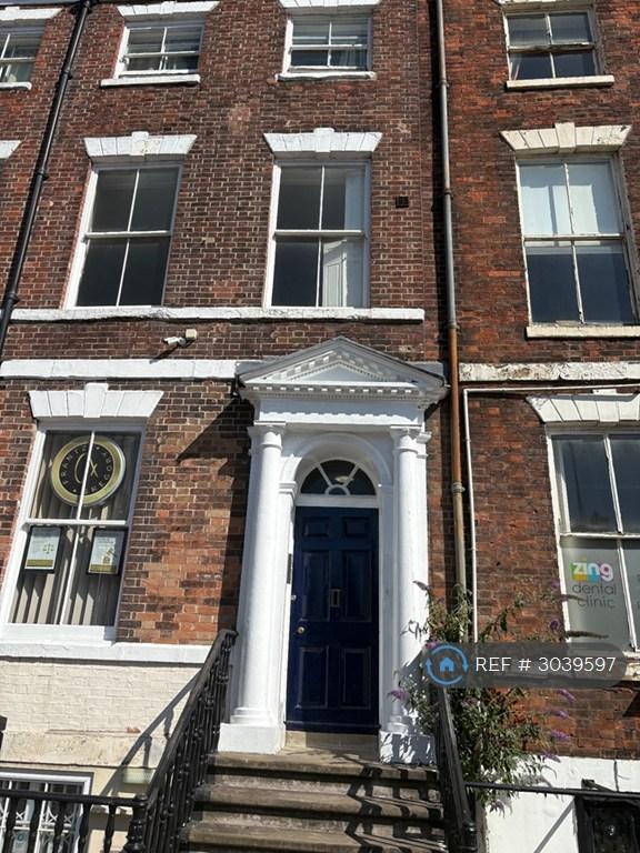 1 bedroom flat in Albion Street, Hull, HU1 (1 bed) (#3039597)