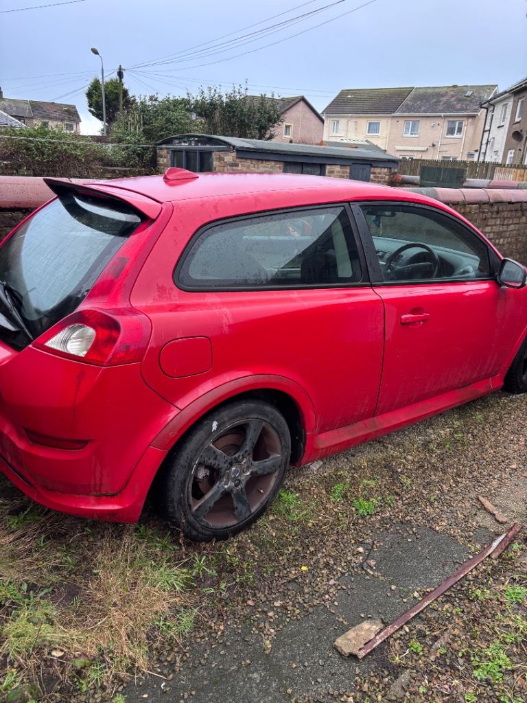 Volvo C30 *read description* stage 1 remap/dpf delete