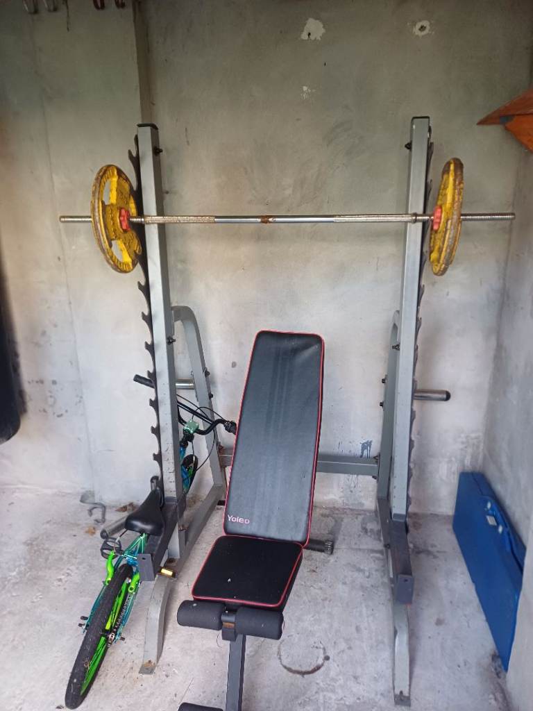 Maximuscle Weight Bench with Squat Rack and Weights – Good Condition