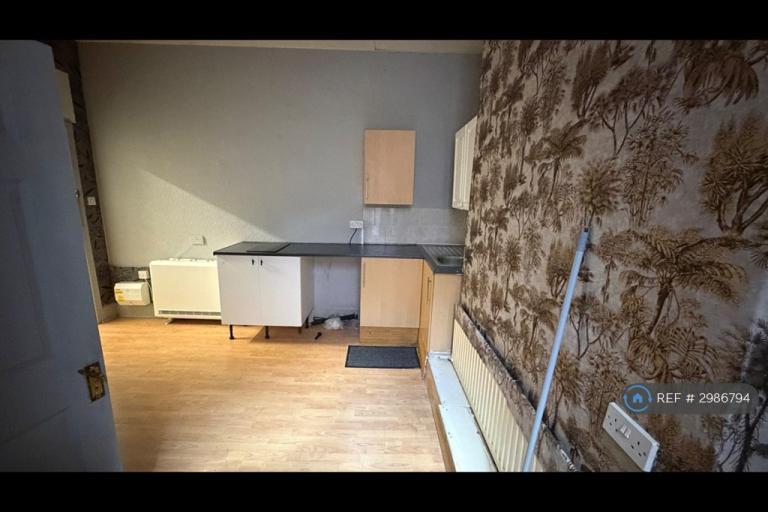Studio flat in Bath Street, Southport, PR9 (#2986794)