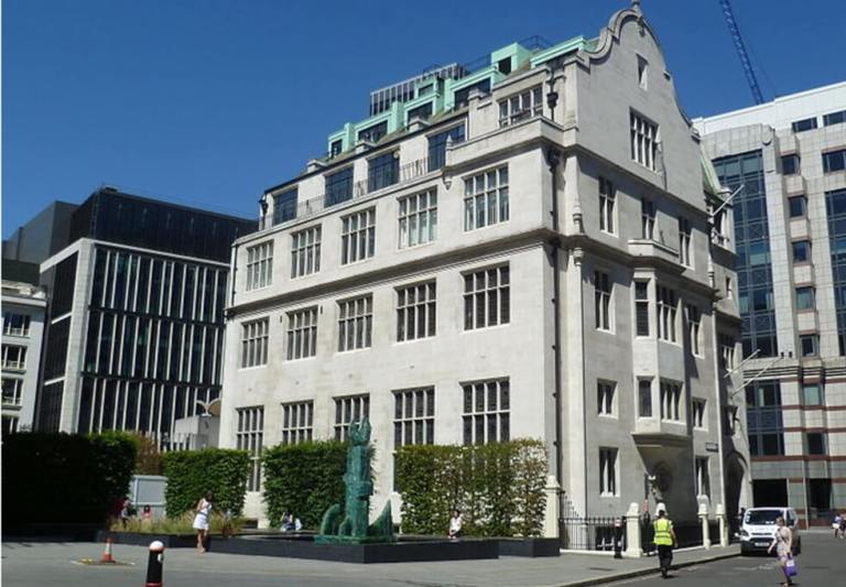 4 to 200 Person Private Office Suites to rent in *Moorgate*, Central London EC2