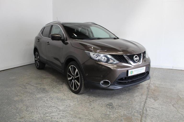 NISSAN QASHQAI 1.5 dCi Tekna 2WD Euro 6 (s/s) 5dr 2016