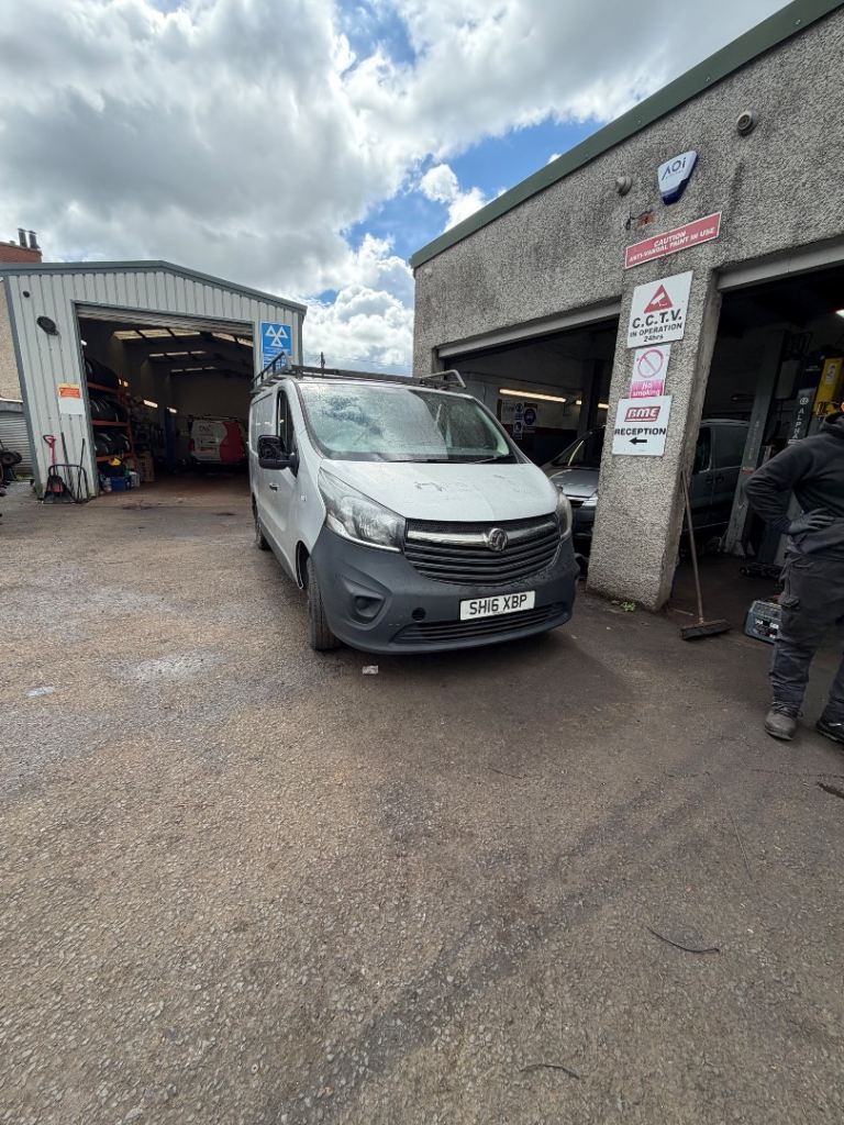 Vauxhall, VIVARO, Panel Van, 2016, Manual, 1598 (cc)