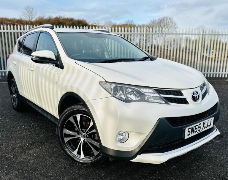 2015 Toyota RAV4 2.0 D-4D Invincible 5dr ESTATE DIESEL Manual