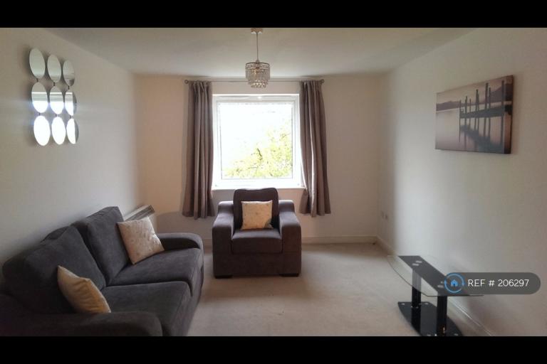 1 bedroom flat in Cline Road, London, N11 (1 bed) (#206297)