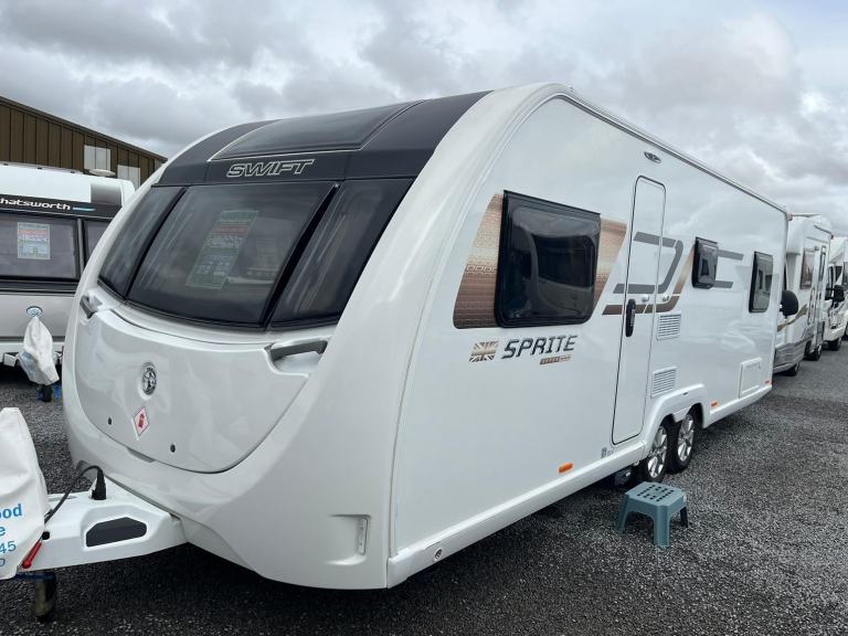 Swift Sprite Super Quattro FB / 6 - TWIN AXLE 2022