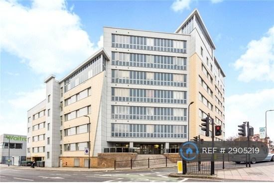2 bedroom flat in Luminosity Court, London, W13 (2 bed) (#2905219)
