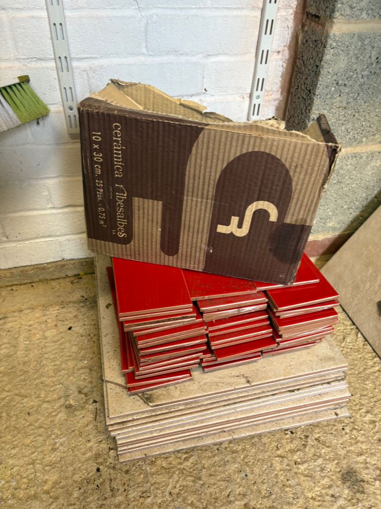 Around 75 Kitchen tiles