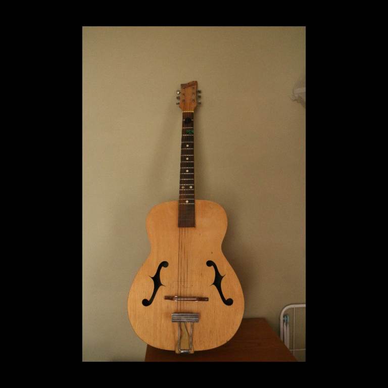 Vintage Australian Valencia Archtop Jazz Acoustic Guitar – Fair Condition, Needs TLC