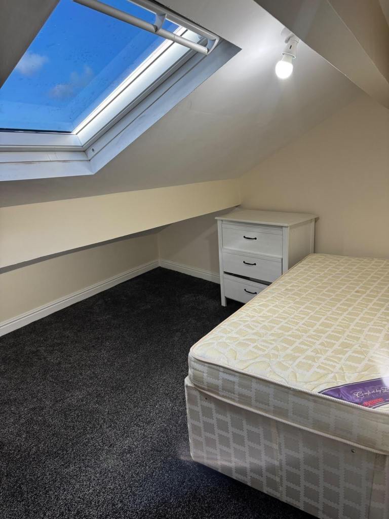 Rooms to rent 
