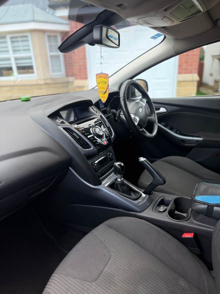 Ford, FOCUS, Hatchback, 2014, Manual, 1560 (cc), 5 doors