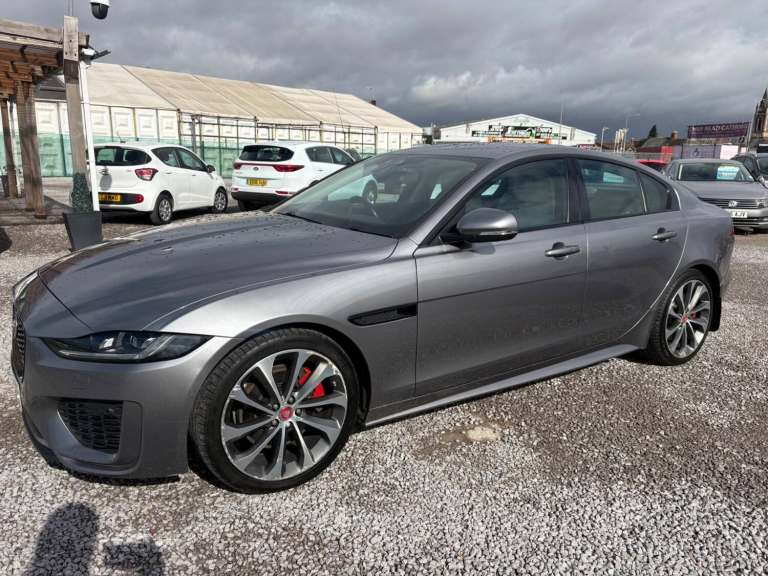 2019 Jaguar XE 2.0d R-Dynamic SE 4dr Auto SALOON DIESEL Automatic