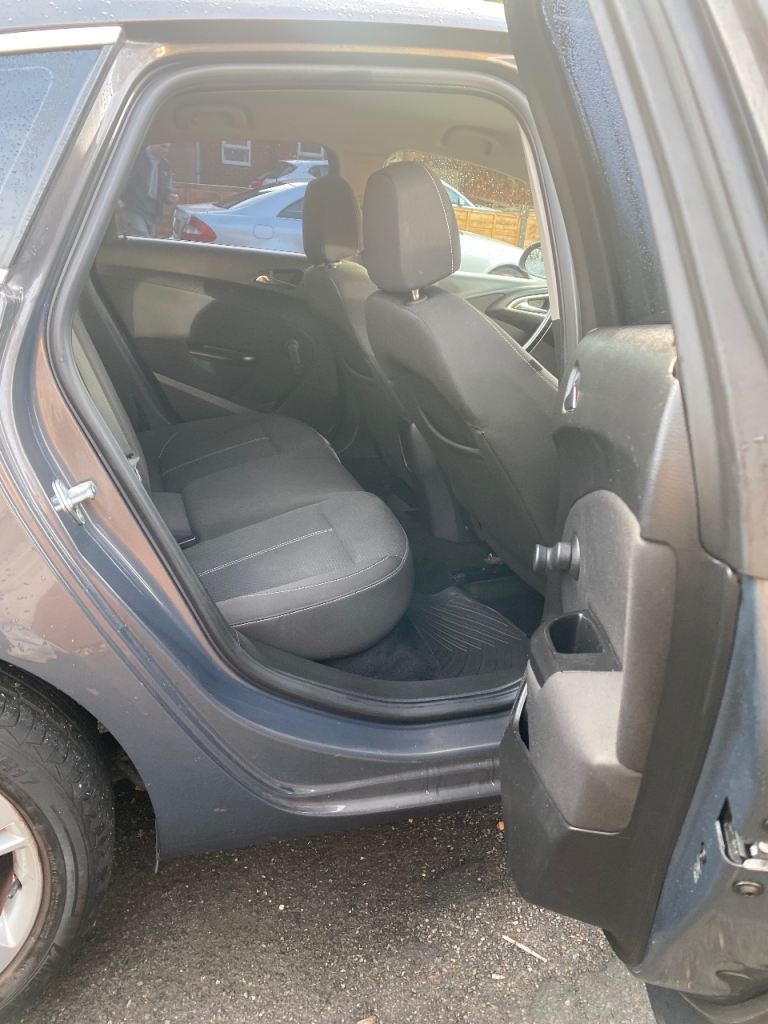 Vauxhall, ASTRA, Hatchback, 2013, Manual, 1398 (cc), 5 doors