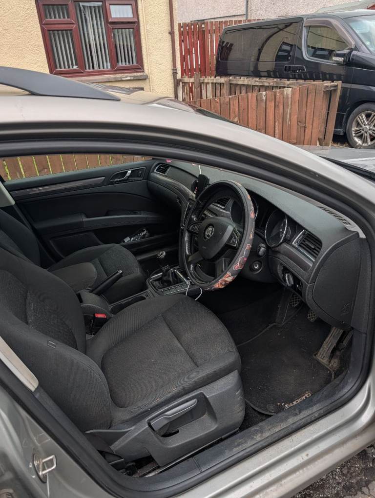 Skoda, SUPERB, Estate, 2014, Manual, 1598 (cc), 5 doors