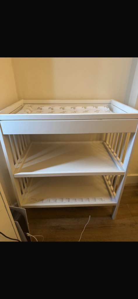 Changing table