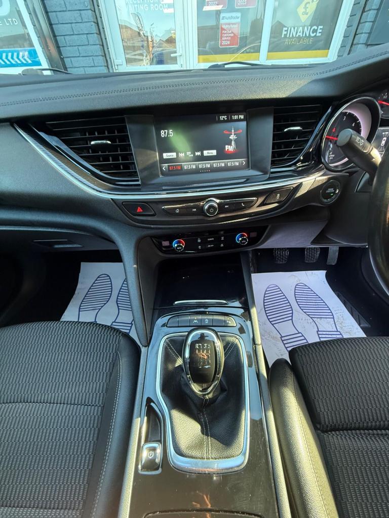 2019 Vauxhall Insignia 1.6 Turbo D ecoTec Tech Line Nav 5dr HATCHBACK DIESEL Manual