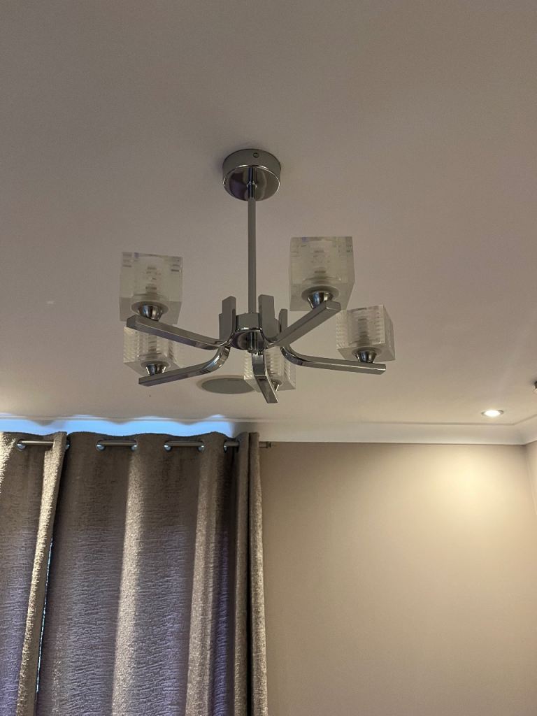 Light fitting