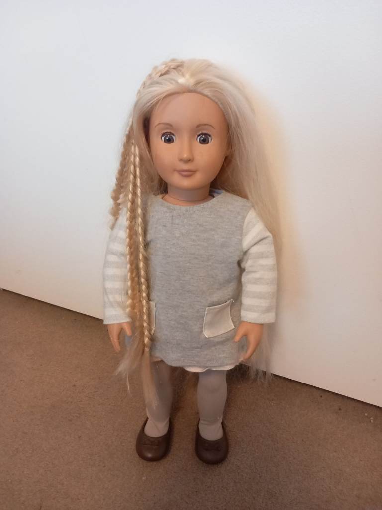 Our Generation Phoebe Grow hair doll