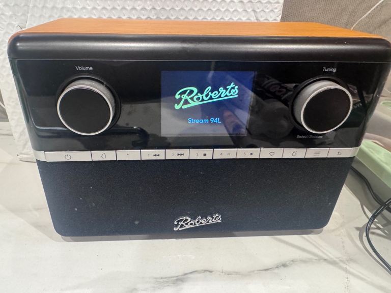 Roberts Stream 94L Smart Radio - Black/Wood, Good Condition