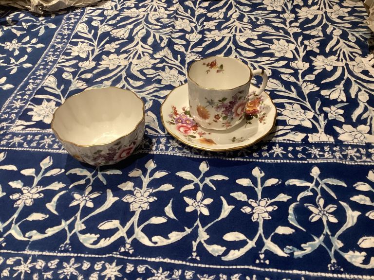 Royal Crown Derby Fine Bone China ‘Derby Posies’ Coffee set