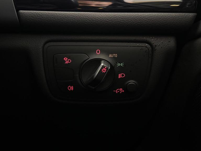 2017 Audi A6 Saloon 2.0 TDI Black Edition S Tronic quattro Euro 6 (s/s) 4dr SALOON Diesel Automatic