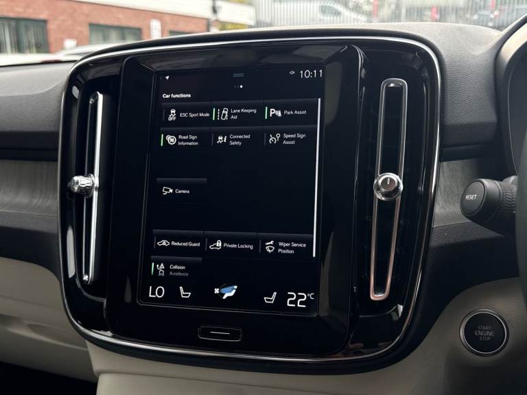 2022 Volvo XC40 2.0 B4P Inscription 5dr AWD Auto [7 speed] ESTATE PETROL Automatic