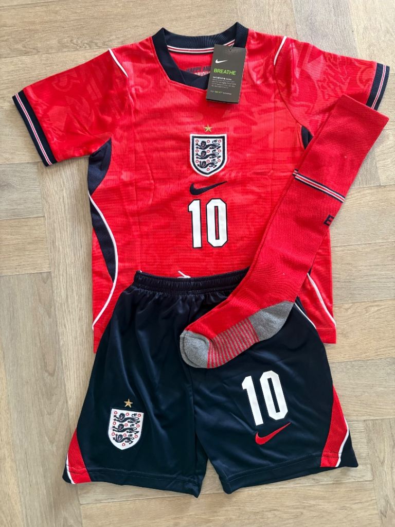England World Cup 2026 home and away kids football kits 