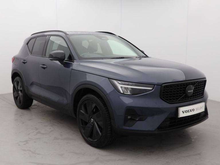 VOLVO XC40 2.0 B3P Plus Black Edition 5dr Auto