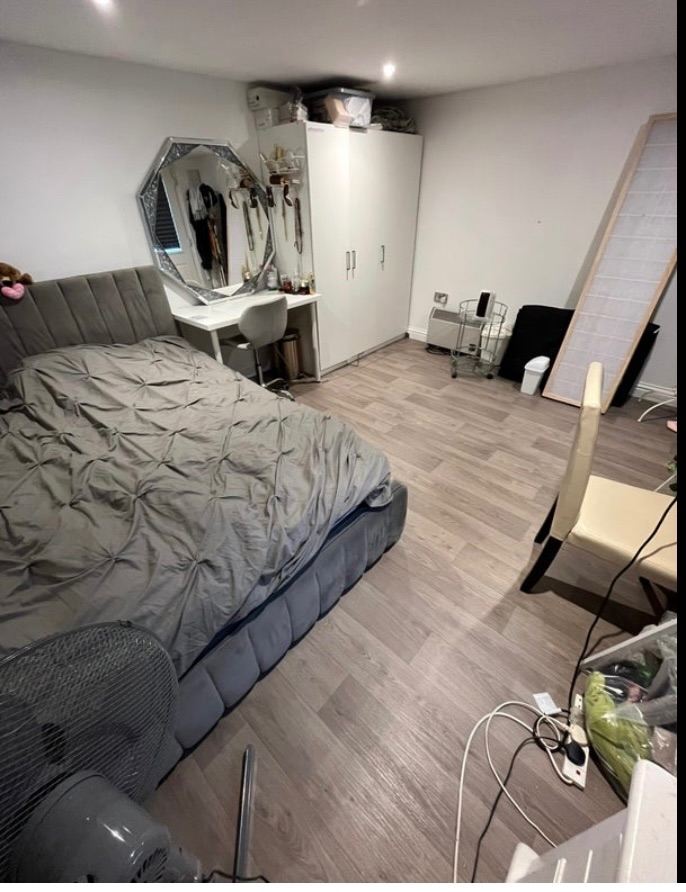 Large room in outbuilding 