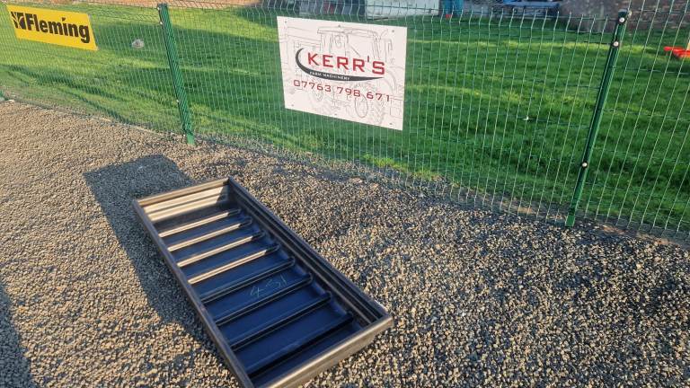 Sheep lamb foot rot bath farm livestock tractor 