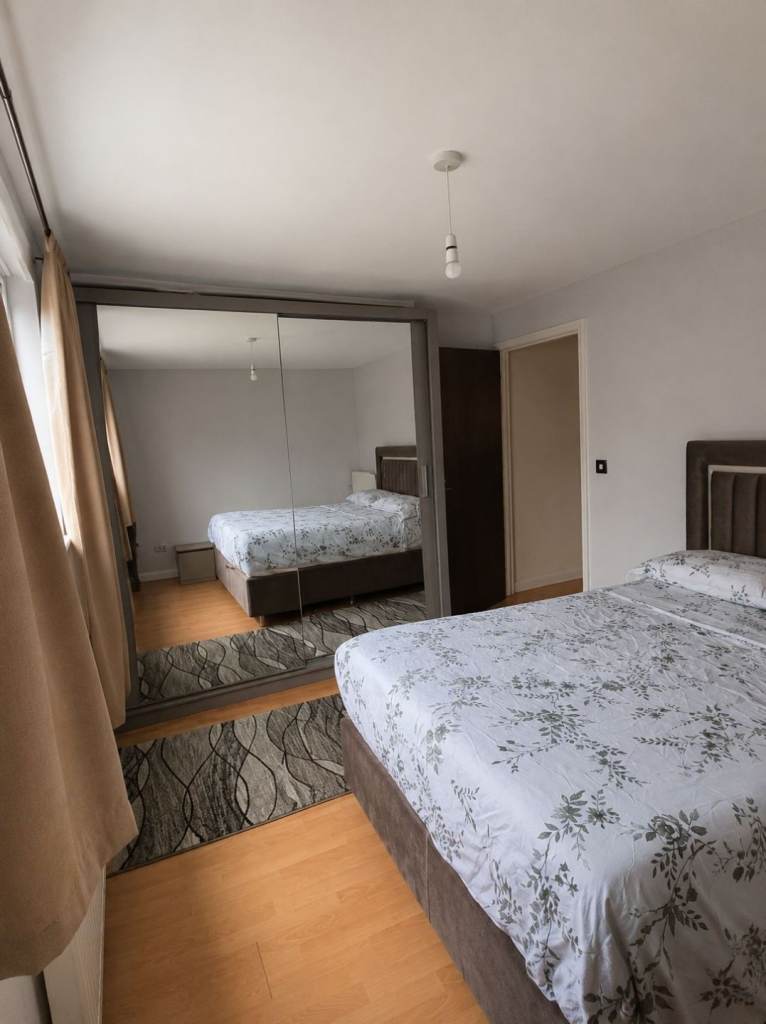 One Bedroom Flat 