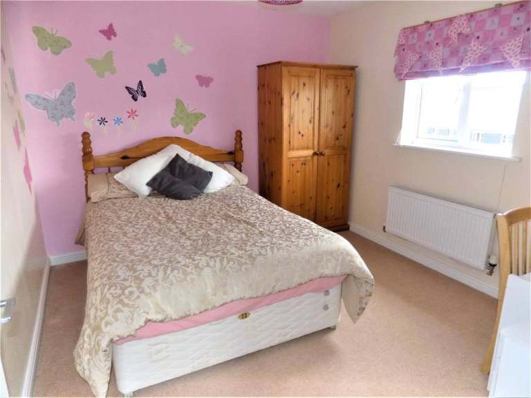 Beautiful rooms in E1 - All Bills included - Low deposit 🎉🎉