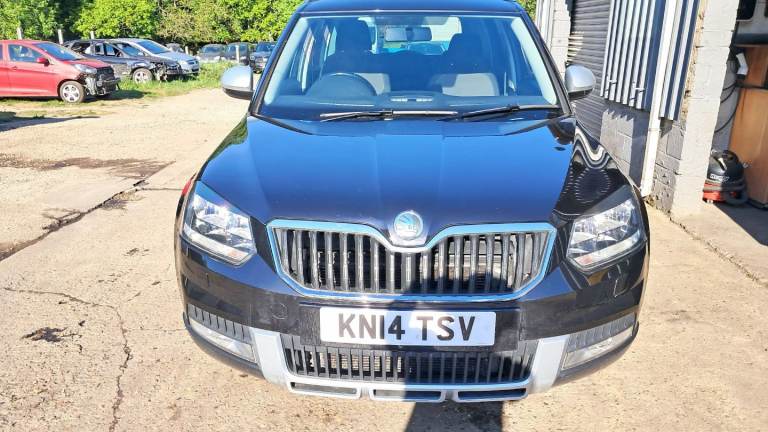 Skoda, YETI OUTDOOR, Hatchback, 2014, Manual, 1968 (cc), 5 doors