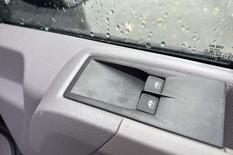 2025 Volkswagen Crafter 2.0 TDI 140PS Commerce Plus High Roof Van PANEL VAN DIESEL Manual