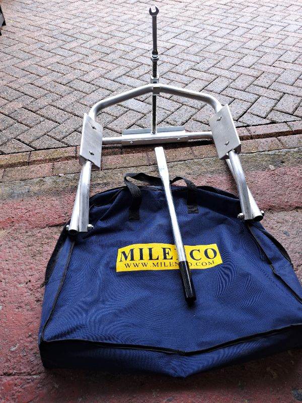 Milenco Lightweight Caravan Leveller