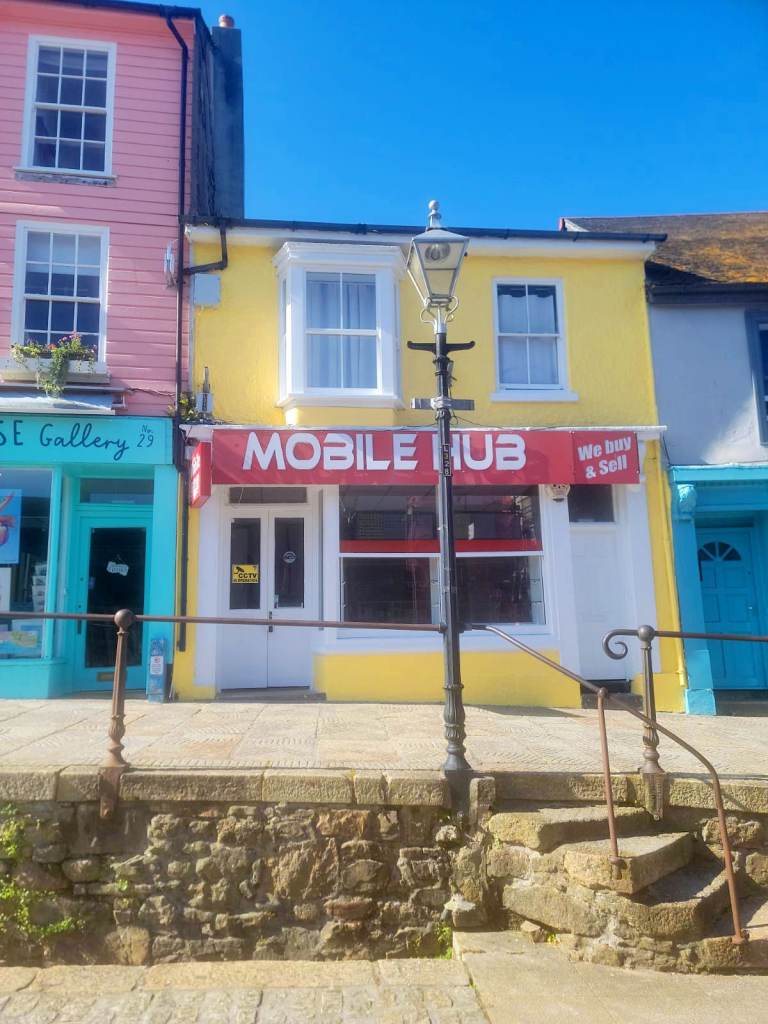 Shop unit to rent in Penzance