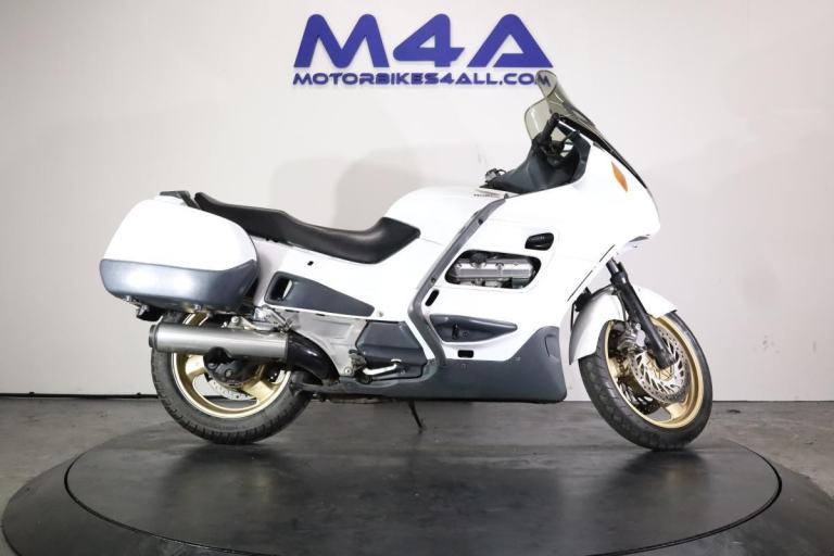 HONDA ST1100 PAN EUROPEAN 2000