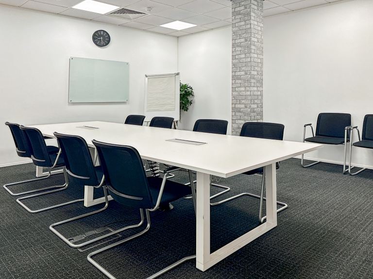 High Wycombe - HP111JU \ Private Office for 3 Workstations Available Now
