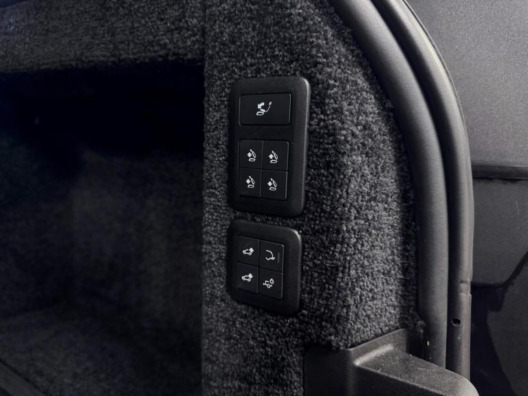  Land Rover Range Rover 4.4 SD V8 Autobiography SUV 5dr Diesel Auto 4WD Euro 6 (s/s) (339 ps) Die...